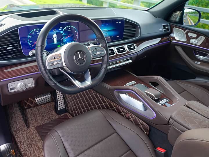 Фото 9 - Mercedes-Benz GLS-Class