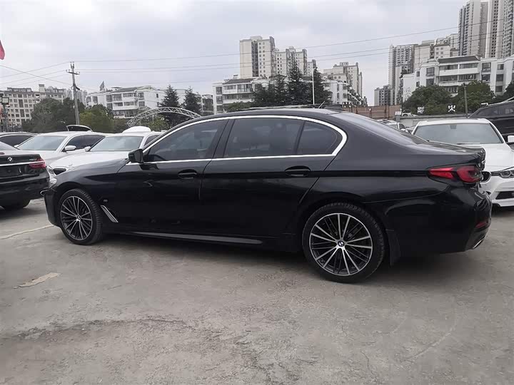 Фото 5 - BMW 5 Series