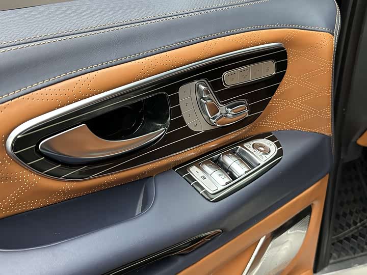 Фото 7 - Mercedes-Benz Vito