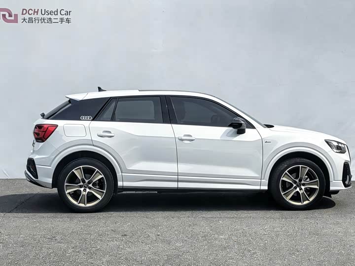 Фото 3 - Audi Q2L