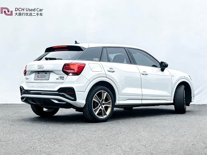 Фото 4 - Audi Q2L
