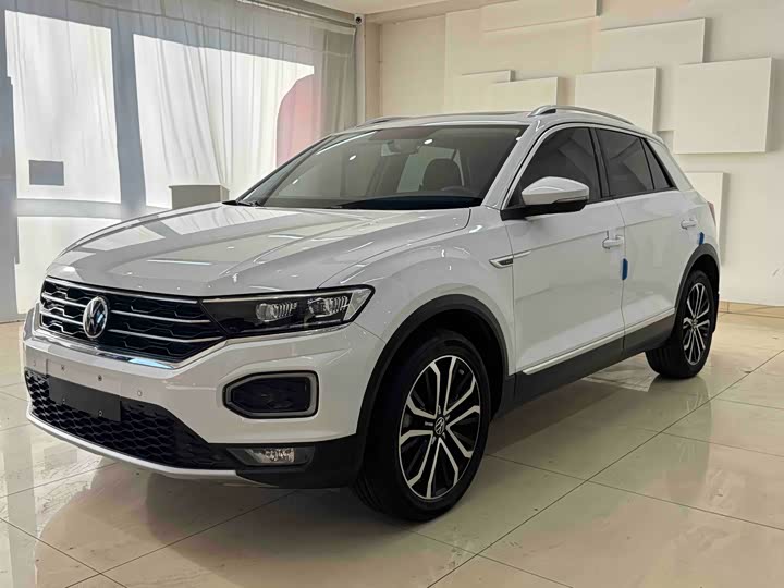 Фото 1 - Volkswagen T-Roc
