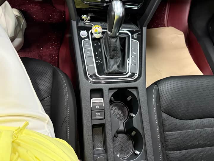 Фото 8 - Volkswagen CC