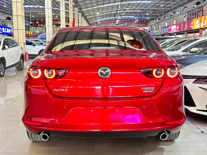 Фото 5 - Mazda 3 (Axela)