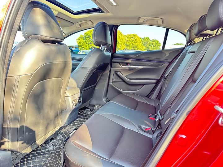 Фото 7 - Mazda 3 (Axela)