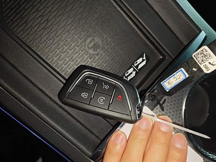 Фото 9 - Cadillac XT5