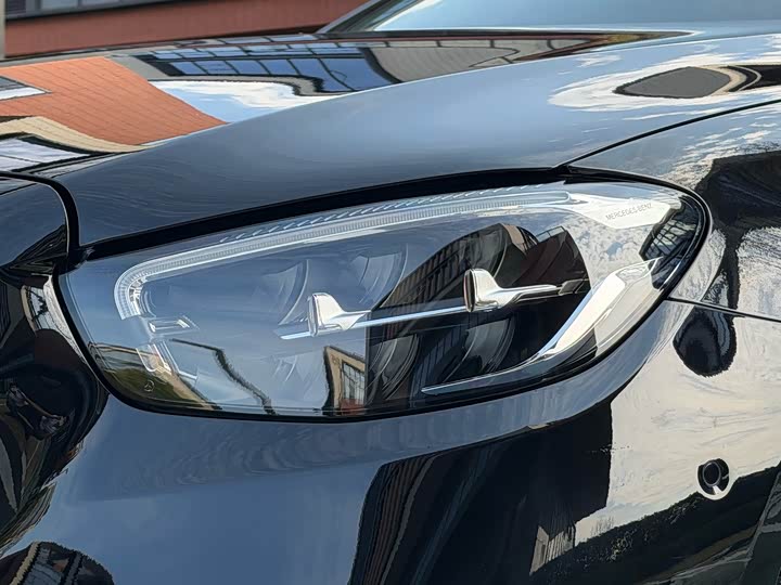 Фото 8 - Mercedes-Benz E-Class