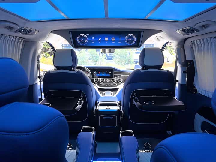 Фото 9 - Mercedes-Benz Vito