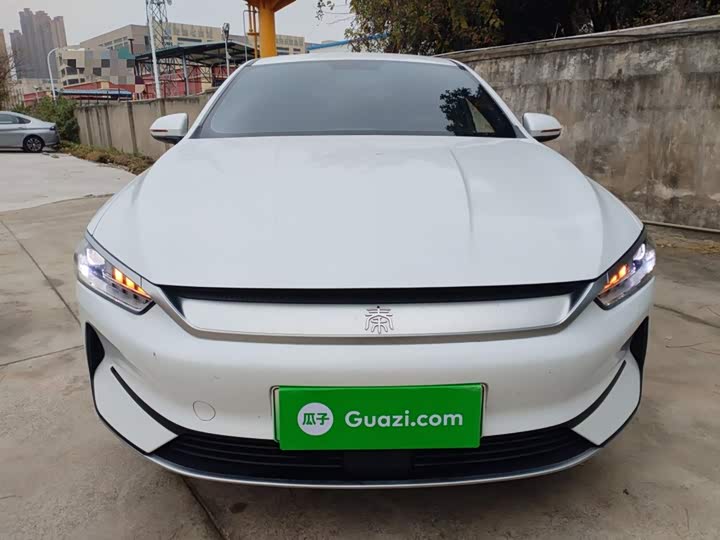 Фото 3 - BYD Qin Plus