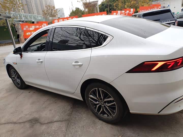 Фото 5 - BYD Qin Plus
