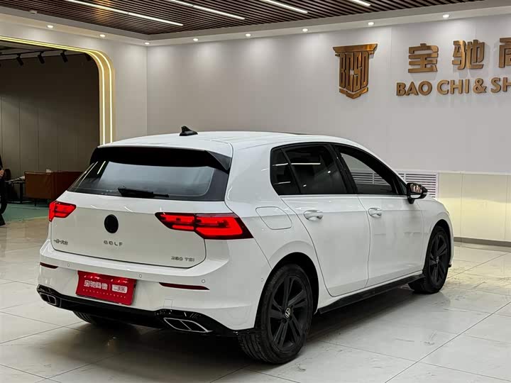 Фото 6 - Volkswagen Golf