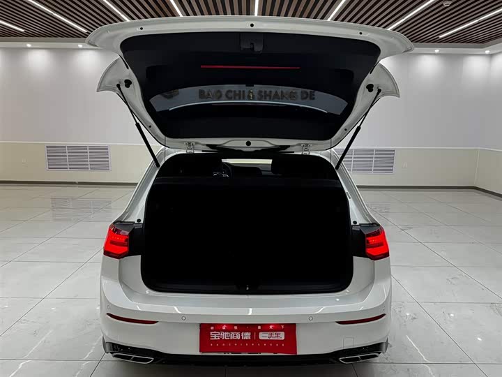 Фото 7 - Volkswagen Golf