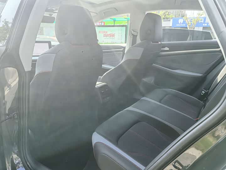 Фото 7 - Volkswagen Lamando L