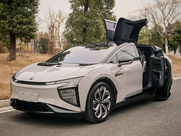 Фото 1 - HiPhi X