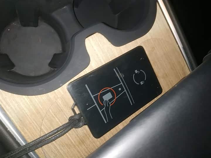 Фото 9 - Tesla Model Y