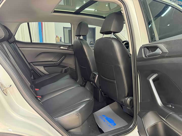 Фото 9 - Volkswagen Tacqua