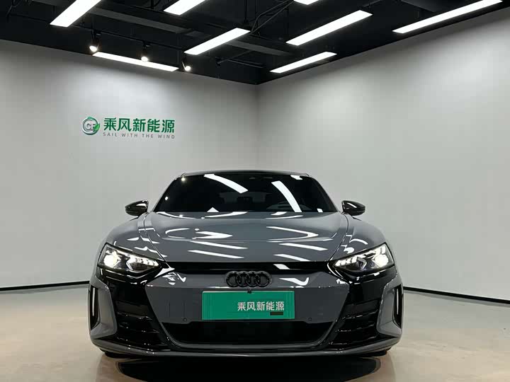 Фото 3 - Audi RS e-tron GT