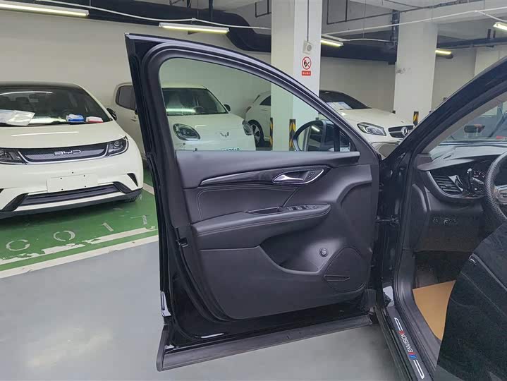 Фото 7 - Buick Envision Plus