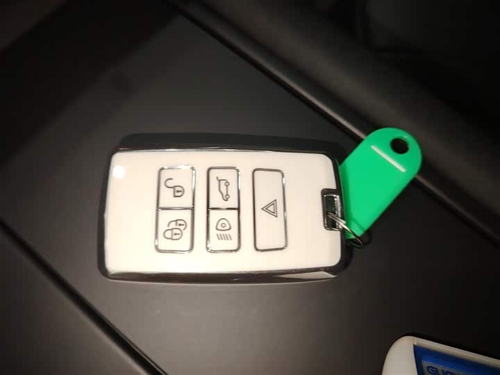 Фото 9 - Land Rover Discovery