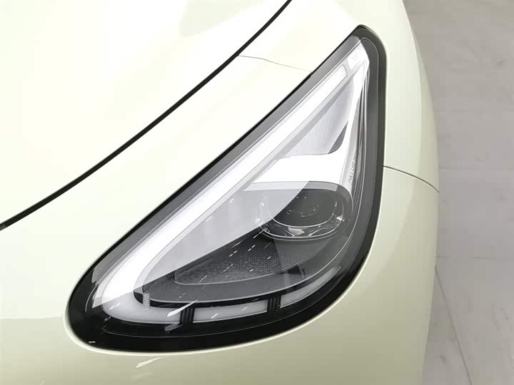 Фото 7 - Geely Galaxy Geome