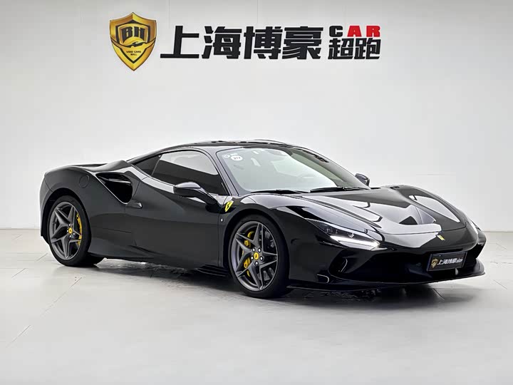 Фото 2 - Ferrari F8