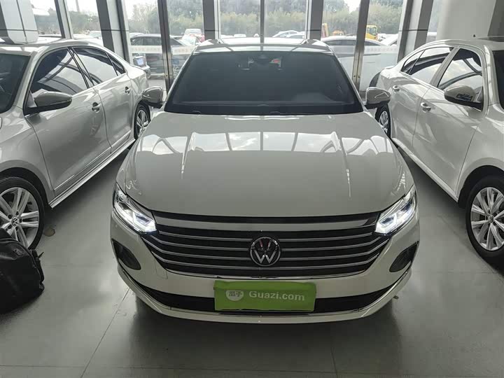 Фото 3 - Volkswagen Lavida