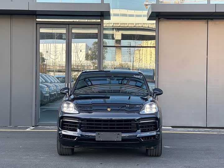 Фото 2 - Porsche Cayenne
