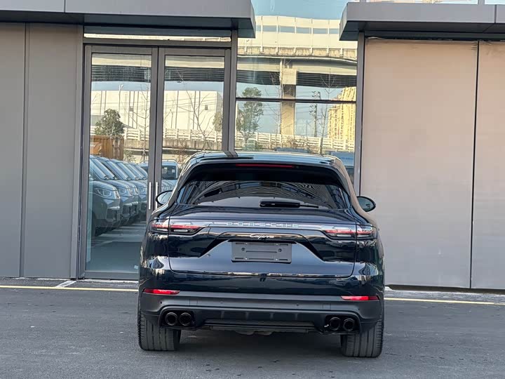 Фото 5 - Porsche Cayenne