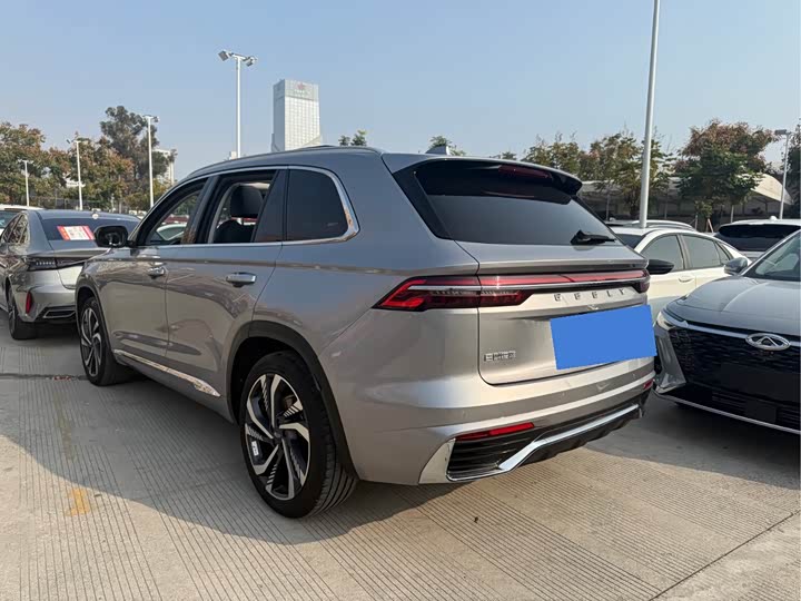 Фото 5 - Geely Monjaro