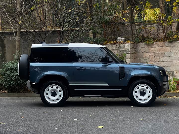 Фото 3 - Land Rover Defender