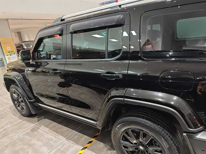 Фото 5 - Tank 300