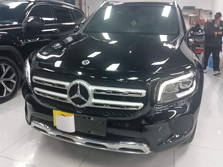 Фото 3 - Mercedes-Benz GLB-Class