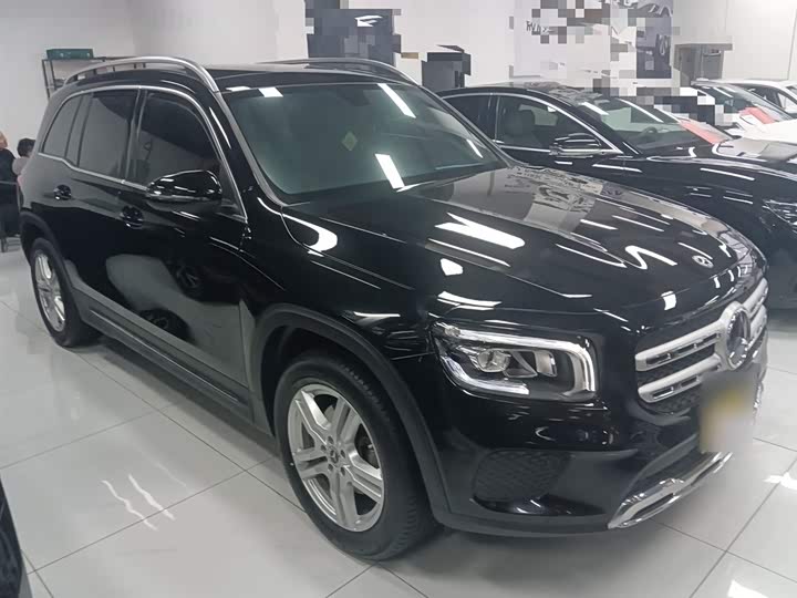 Фото 4 - Mercedes-Benz GLB-Class