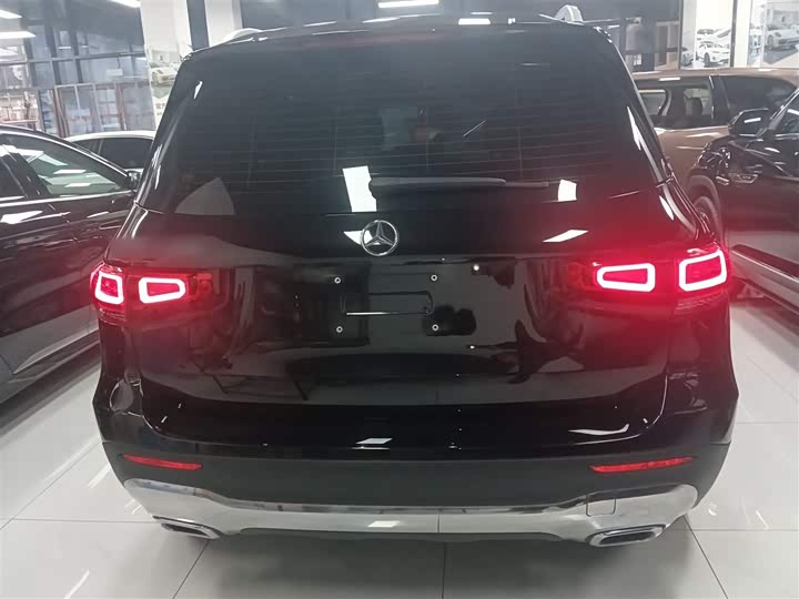 Фото 6 - Mercedes-Benz GLB-Class