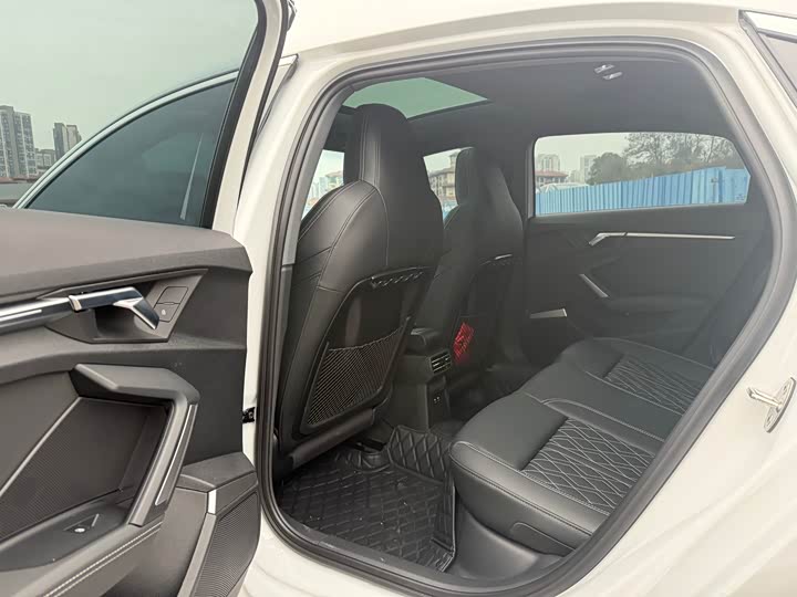 Фото 5 - Audi A3