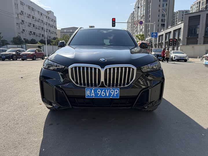 Фото 2 - BMW X5