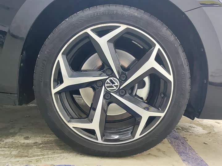 Фото 6 - Volkswagen Passat