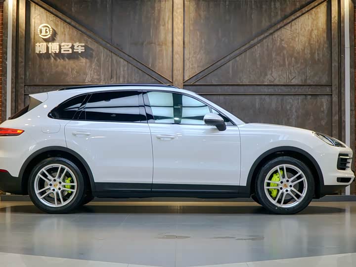 Фото 5 - Porsche Cayenne Hybrid
