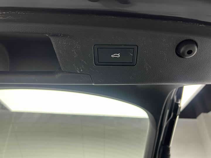 Фото 5 - Volkswagen Tiguan X