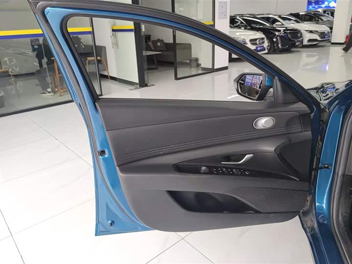 Фото 7 - Hyundai Elantra N line