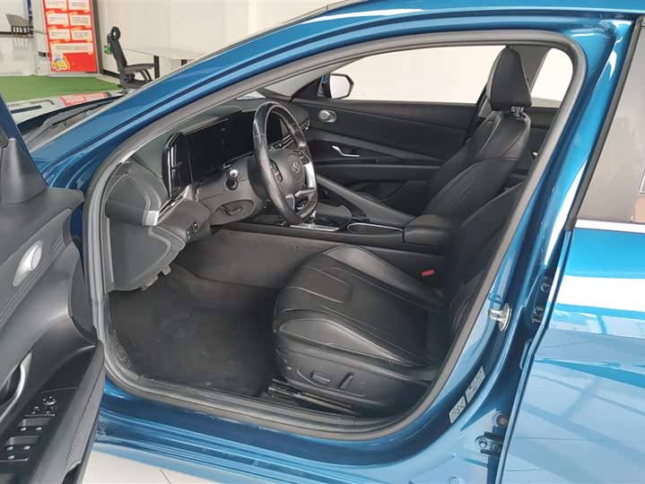 Фото 9 - Hyundai Elantra N line