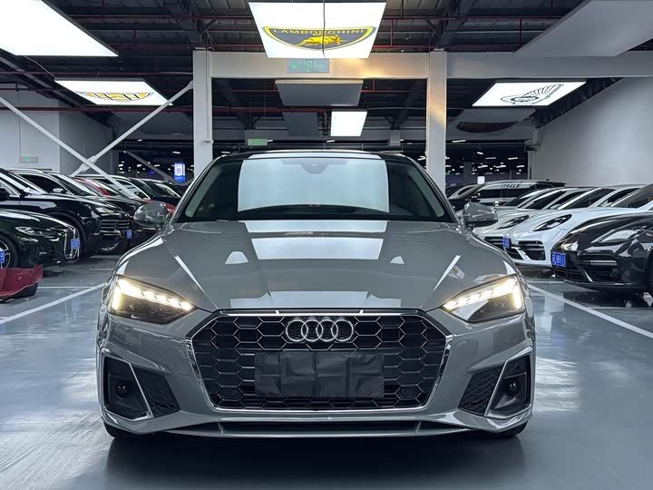 Фото 2 - Audi A5