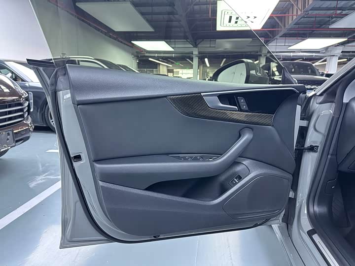 Фото 7 - Audi A5