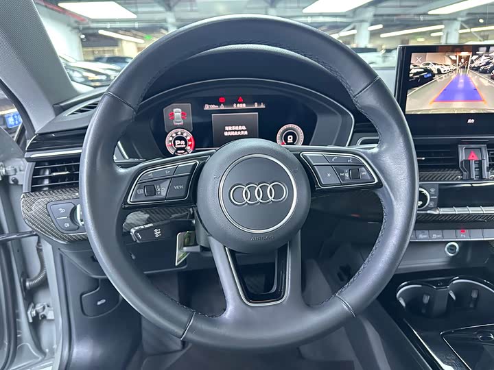 Фото 9 - Audi A5