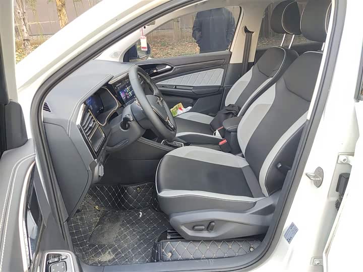 Фото 8 - Jetta VS7