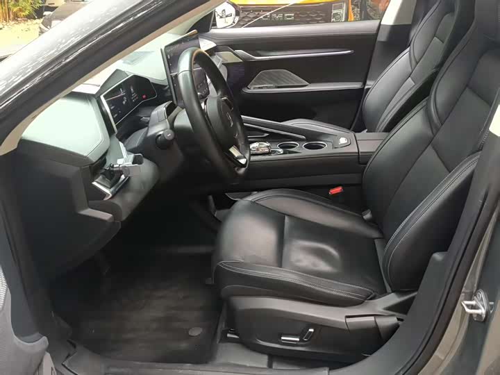 Фото 7 - Zeekr 001