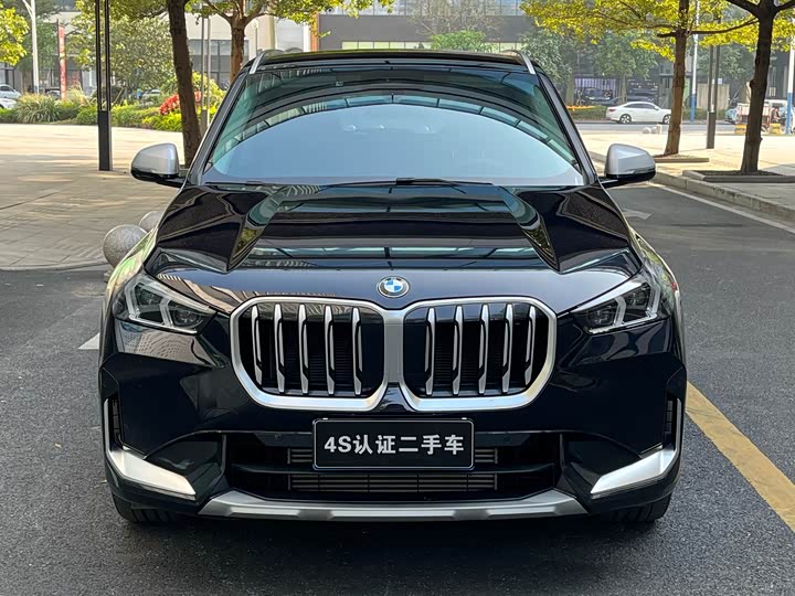 Фото 2 - BMW X1