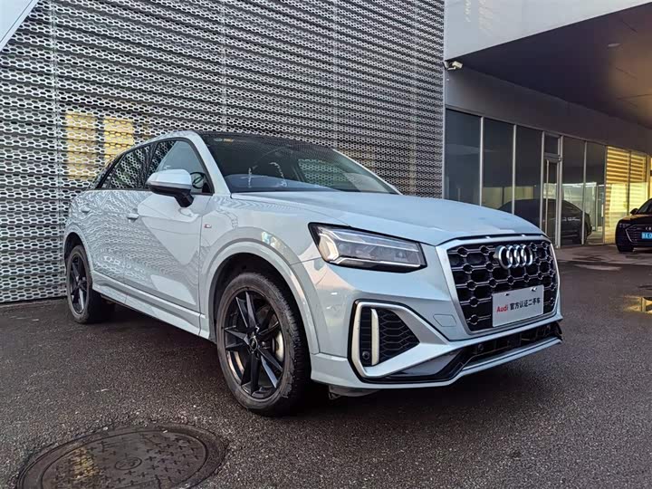 Фото 4 - Audi Q2L
