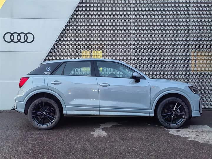Фото 5 - Audi Q2L