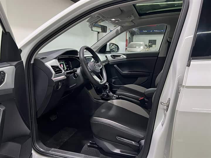 Фото 9 - Volkswagen Tacqua